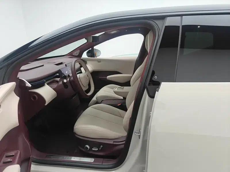 ZEEKR X 2025 Four-Seat Rear-Wheel Drive Cube Edition — миниатюра 17