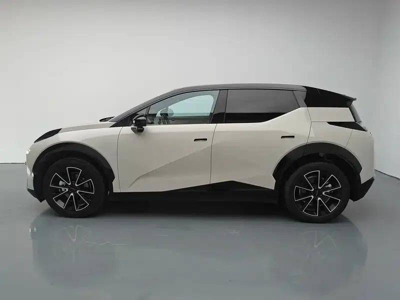 ZEEKR X 2025 Five-Seat Rear-Wheel Drive Long Range Version — миниатюра 4