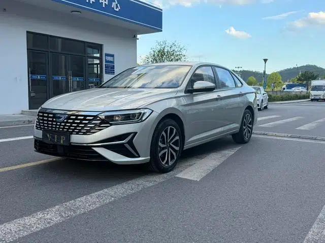 Jetta VA7 2025 1.4T Premium Edition