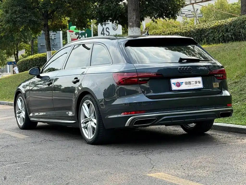 2020 Audi A4 Imported Model Avant 40 TFSI Luxury Dynamic Edition — миниатюра 4