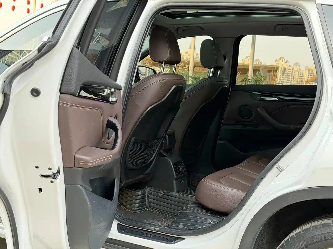 BMW X1 2020 sDrive20Li Premium — миниатюра 10