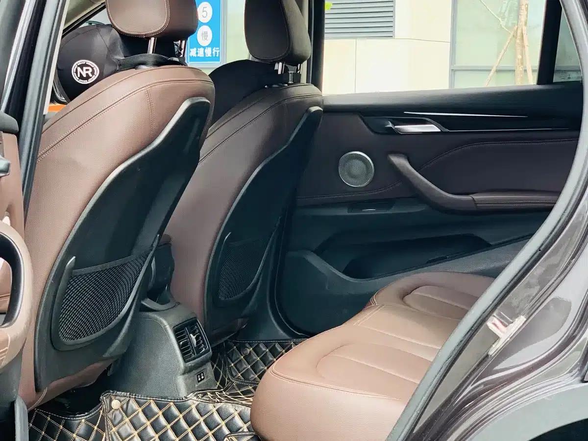 BMW X1 2021 sDrive25Li Leading Edition — миниатюра 11