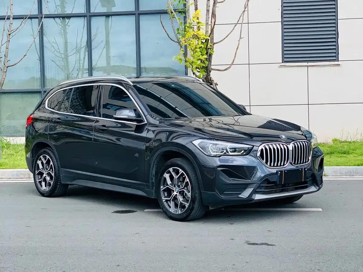 BMW X1 2021 sDrive25Li Leading Edition — миниатюра 3