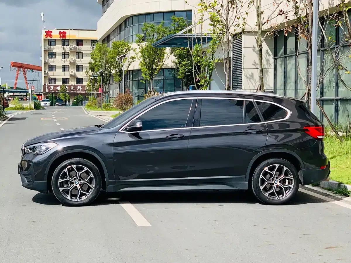 BMW X1 2021 sDrive25Li Leading Edition — миниатюра 5