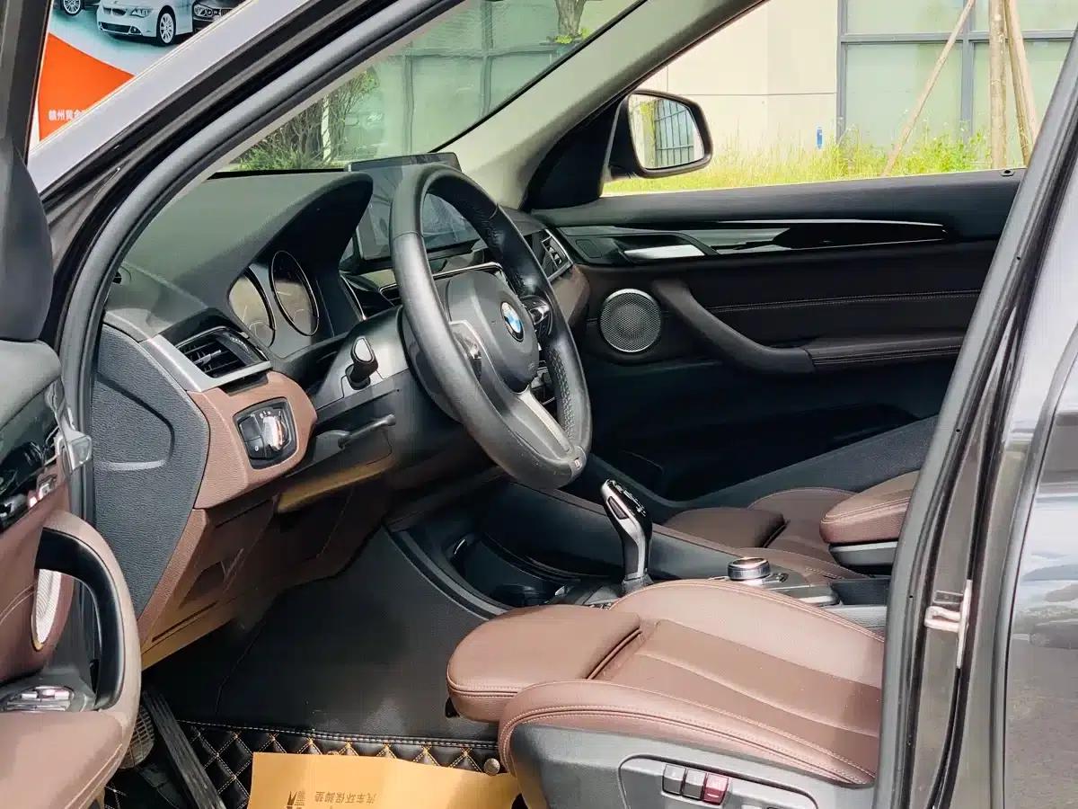 BMW X1 2021 sDrive25Li Leading Edition — миниатюра 9