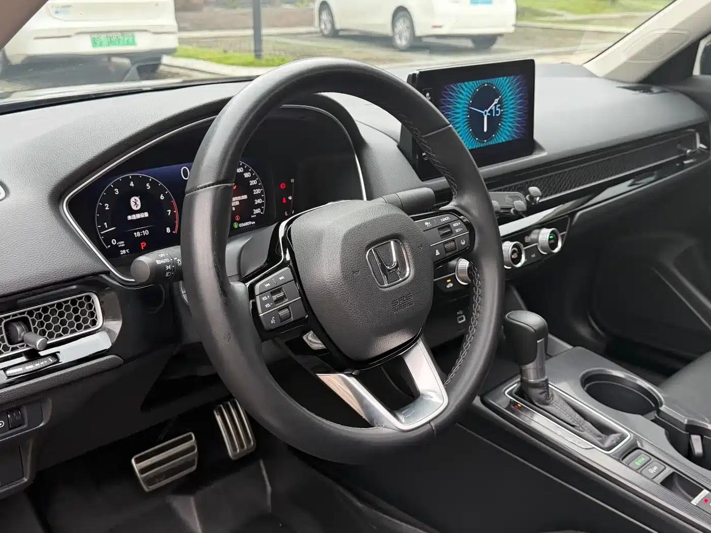 Stylish 2023 240TURBO CVT Phantom Night Luxury Edition — миниатюра 7