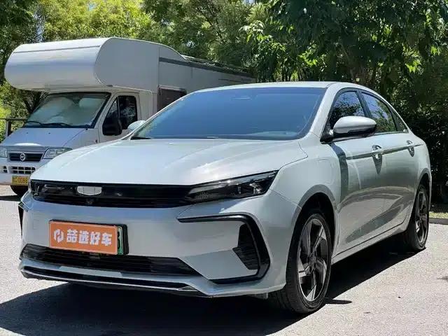Geely Emgrand L HiP 2024 Champion Edition 1.5TD-DHT Pro 100KM Superb Model