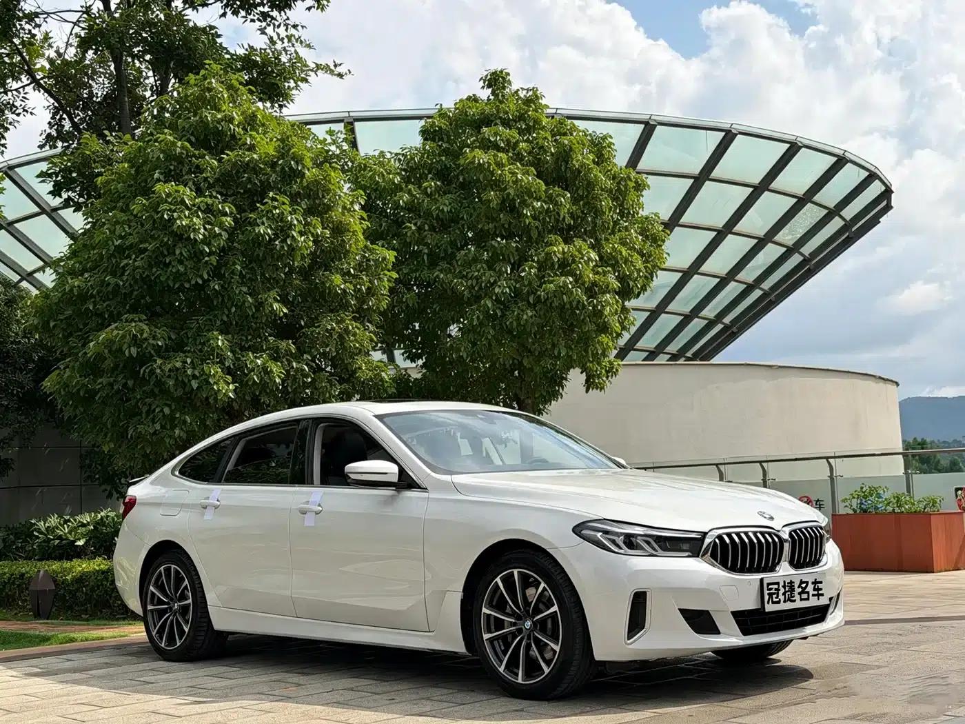 2021 BMW 6 Series GT 630i Luxury Design Package — миниатюра 3