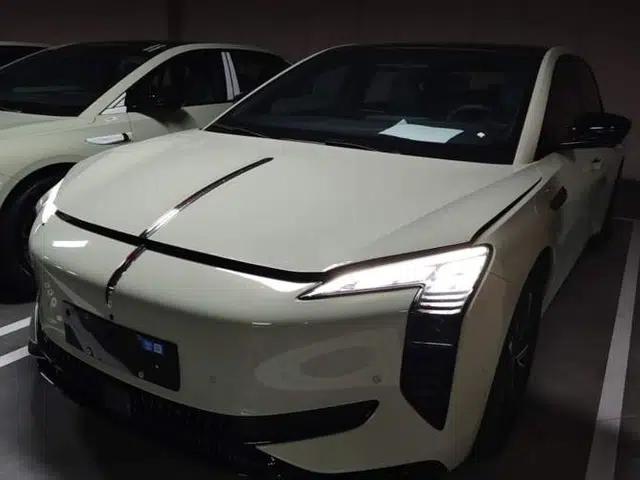 Hongqi EH7 2025 600 Smart Selection Edition