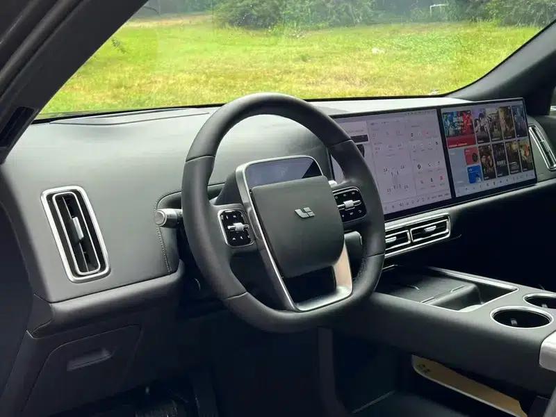 Li Auto L9 2022 Max Edition — миниатюра 10