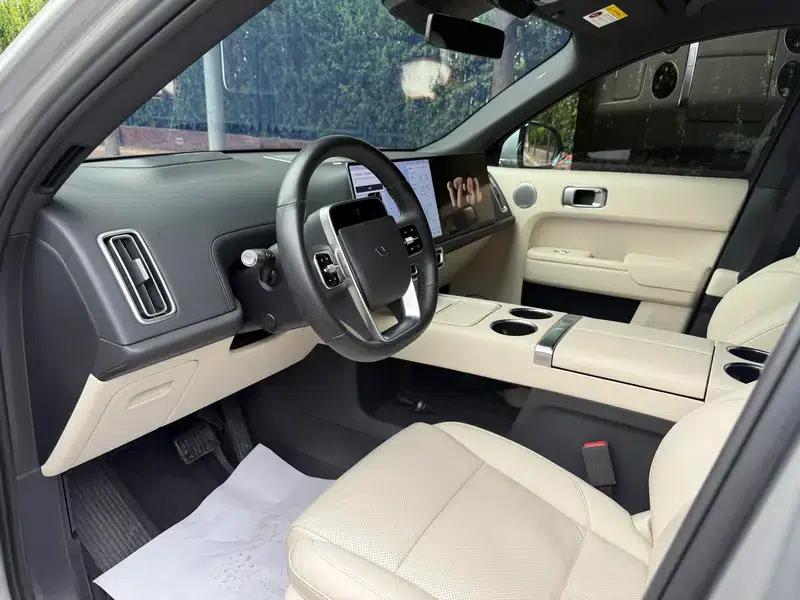 Li Auto L9 2022 Max Edition — миниатюра 7