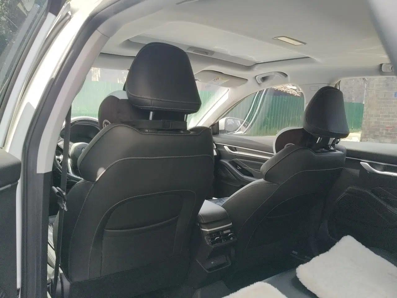 Geely Auto Emgrand 2025 4th Generation 1.5L CVT Luxury Version — миниатюра 18