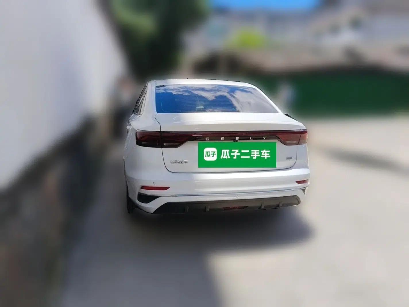 Geely Auto Emgrand 2025 4th Generation 1.5L CVT Luxury Version — миниатюра 5