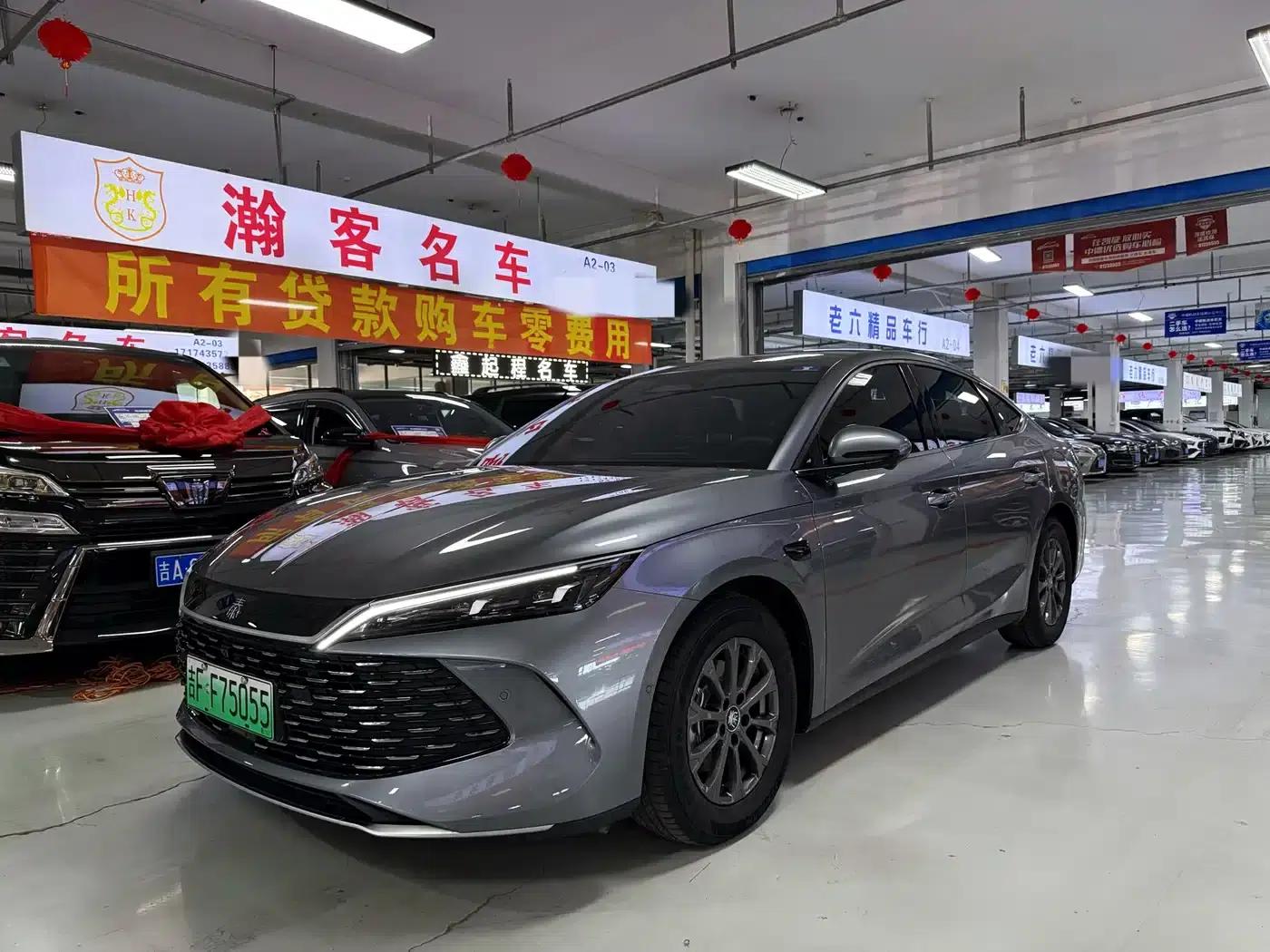 Qin L 2025 DM-i Intelligent Driving Edition 80KM Superior Model — миниатюра 1