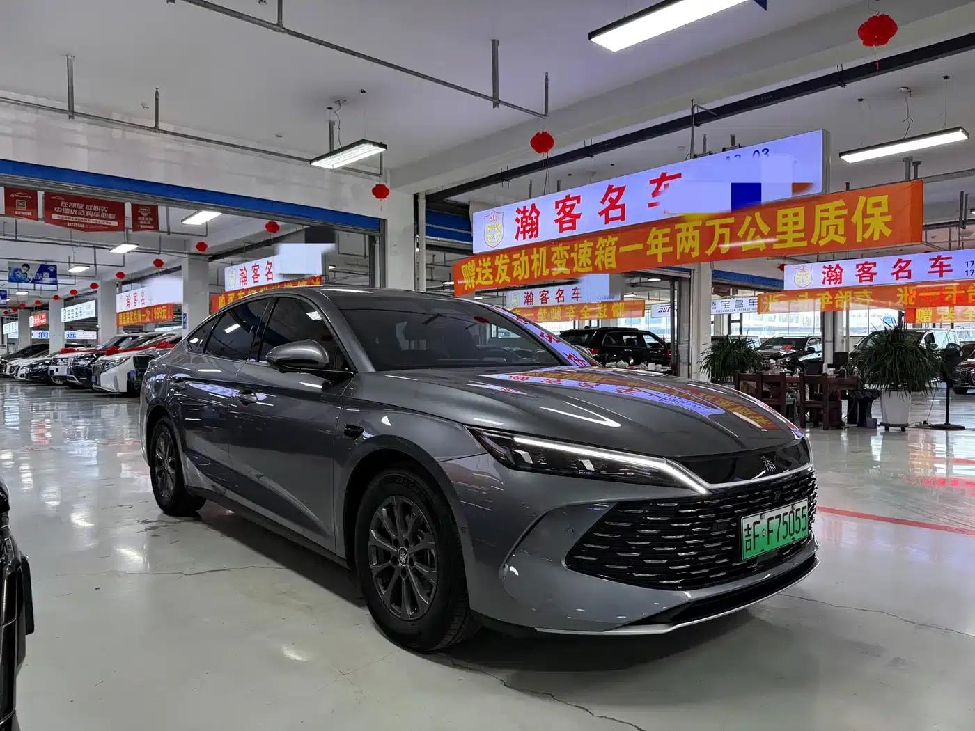 Qin L 2025 DM-i Intelligent Driving Edition 80KM Superior Model — миниатюра 3