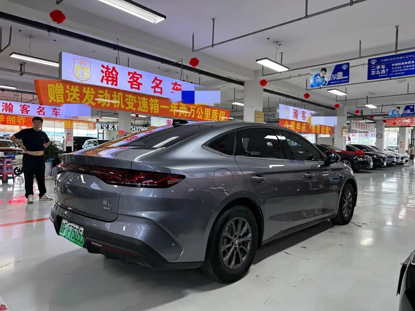 Qin L 2025 DM-i Intelligent Driving Edition 80KM Superior Model — миниатюра 4