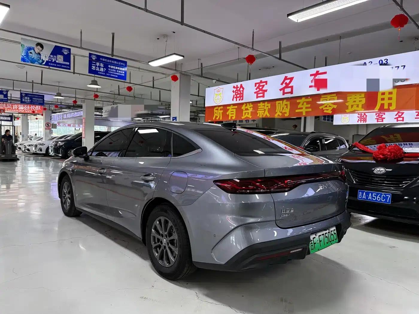 Qin L 2025 DM-i Intelligent Driving Edition 80KM Superior Model — миниатюра 6