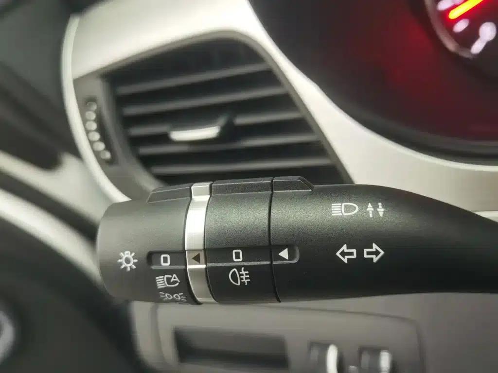 Song MAX 2021 Upgraded Version 1.5T Automatic Luxury 6-Seater — миниатюра 21