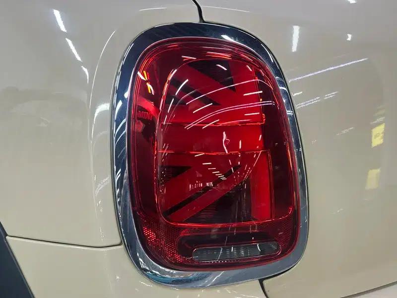 MINI 2022 1.5T COOPER Artist 5-Door Edition — миниатюра 13