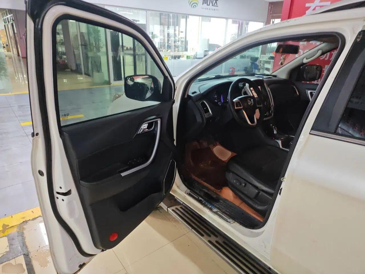 JMC Yusheng S350 2014 2.4T Automatic 2WD Diesel Luxury Version with Sunroof 5 Seats — миниатюра 16