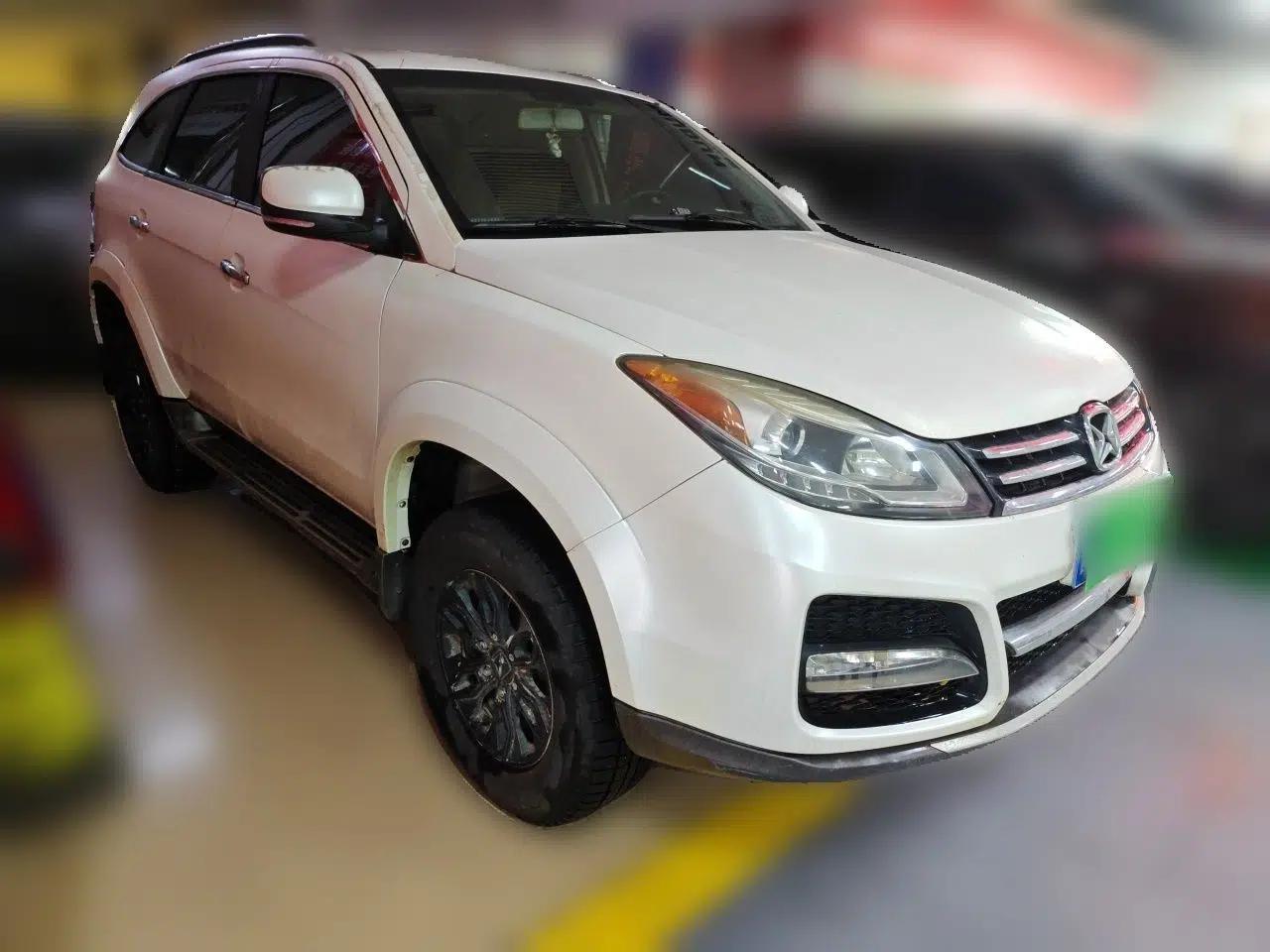 JMC Yusheng S350 2014 2.4T Automatic 2WD Diesel Luxury Version with Sunroof 5 Seats — миниатюра 3