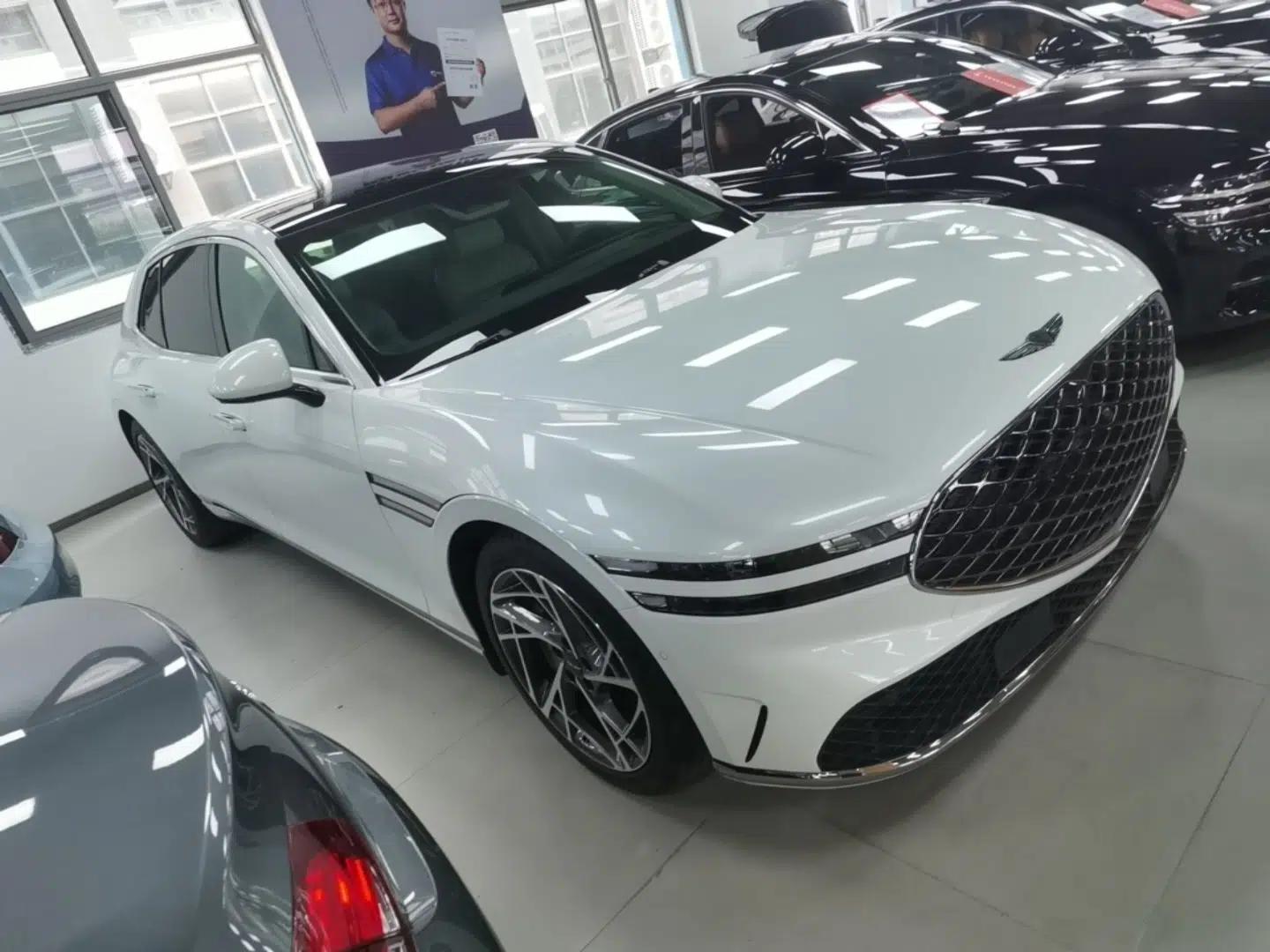 Genesis G90 2023 Flagship Edition — миниатюра 3
