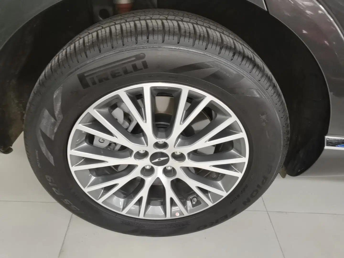 Genesis GV80 2024 2.5T Four-Wheel Drive Luxury Edition 5 Seats — миниатюра 11