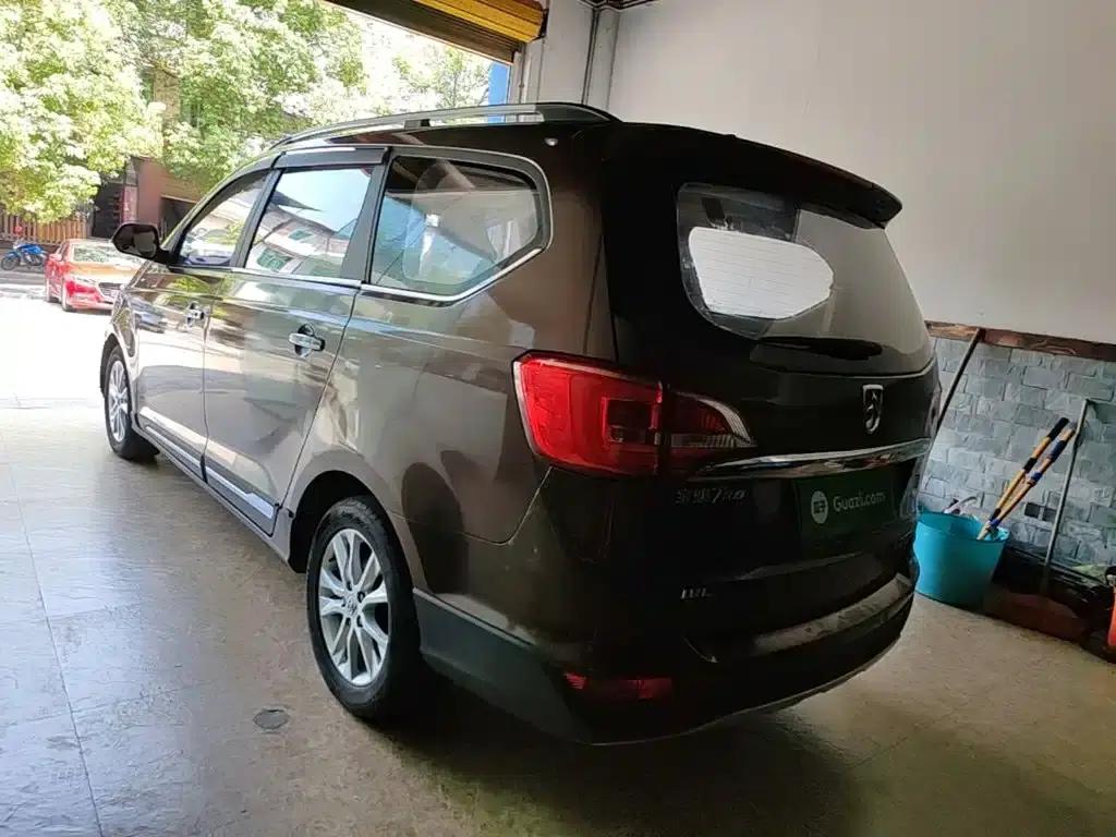 Baojun 730 2016 1.8L Manual Deluxe 7-Seater — миниатюра 5