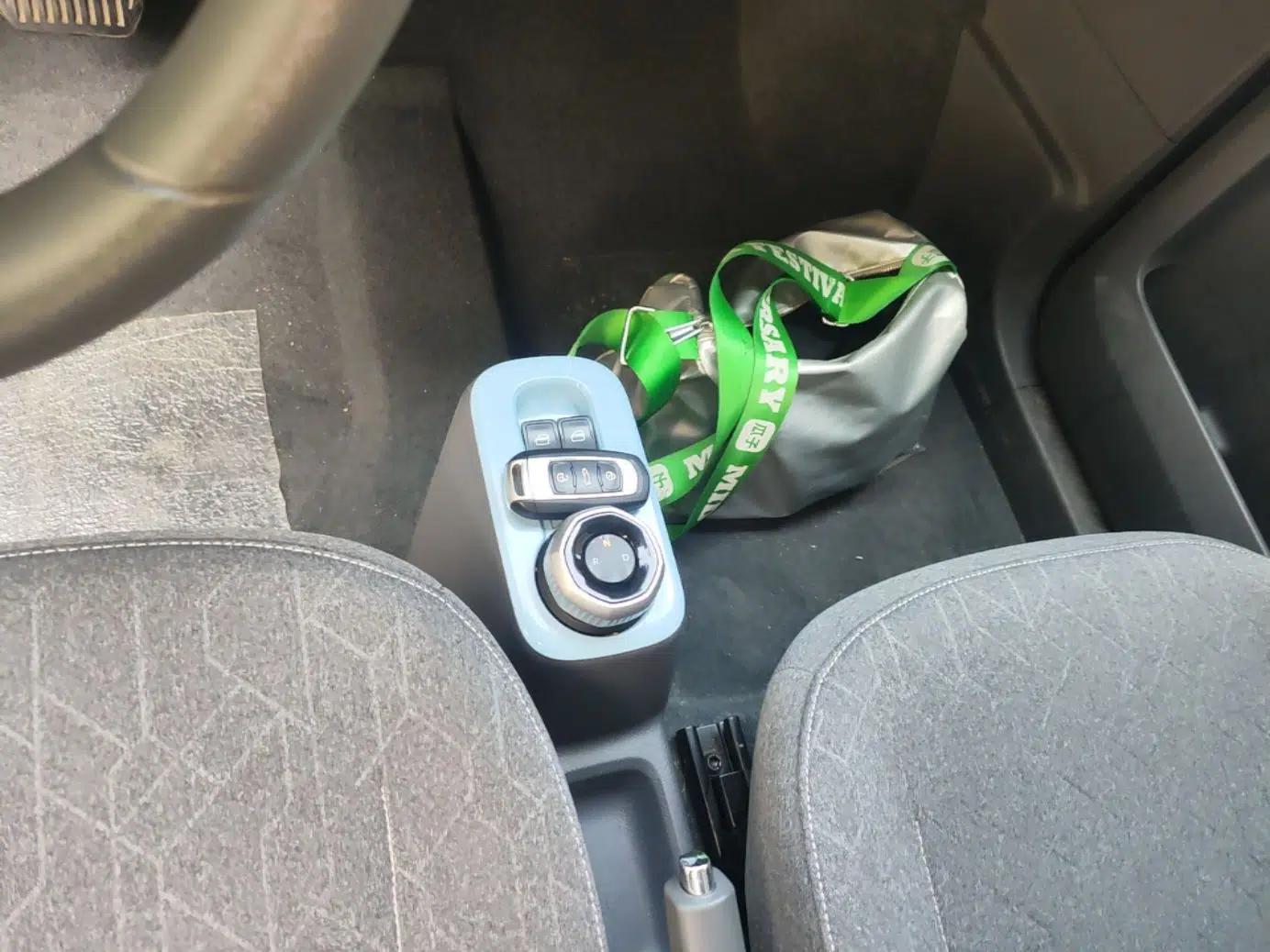 Geely Galaxy Panda 2024 Panda Mini 200km Endurance Bear — миниатюра 16