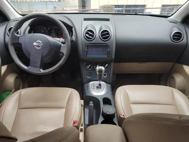 Nissan Qashqai 2011 2.0XL Fire CVT 2WD — миниатюра 8