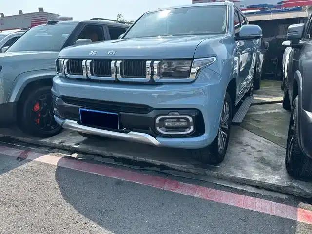 Beijing BJ60 2022 2.0T May Day Edition, 7-seater