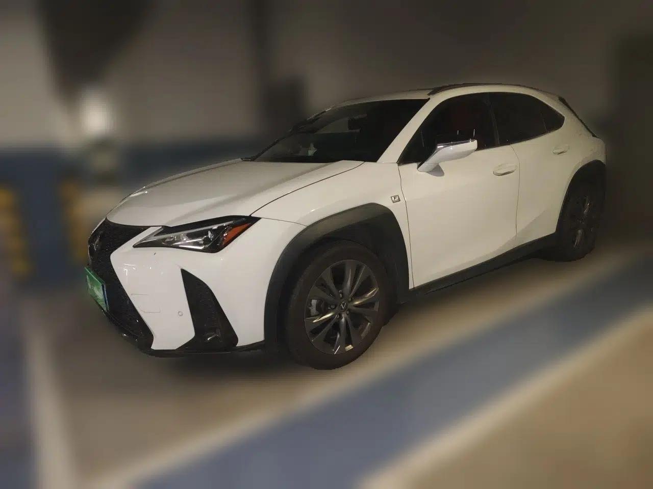 Lexus UX 2020 200 F SPORT Version — миниатюра 1