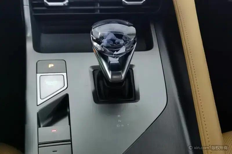 Roewe RX5 2023 Superior Edition — миниатюра 14