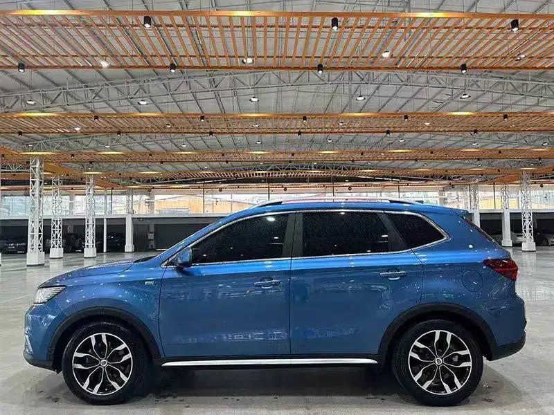 Roewe RX5 2016 20T 2WD Automatic Luxury Edition — миниатюра 4