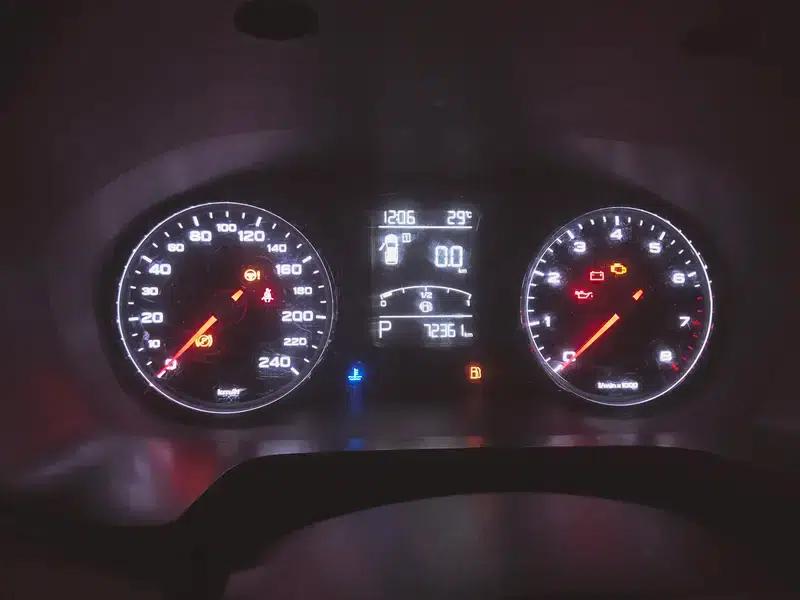 Roewe RX5 2016 20T 2WD Automatic Luxury Edition — миниатюра 9