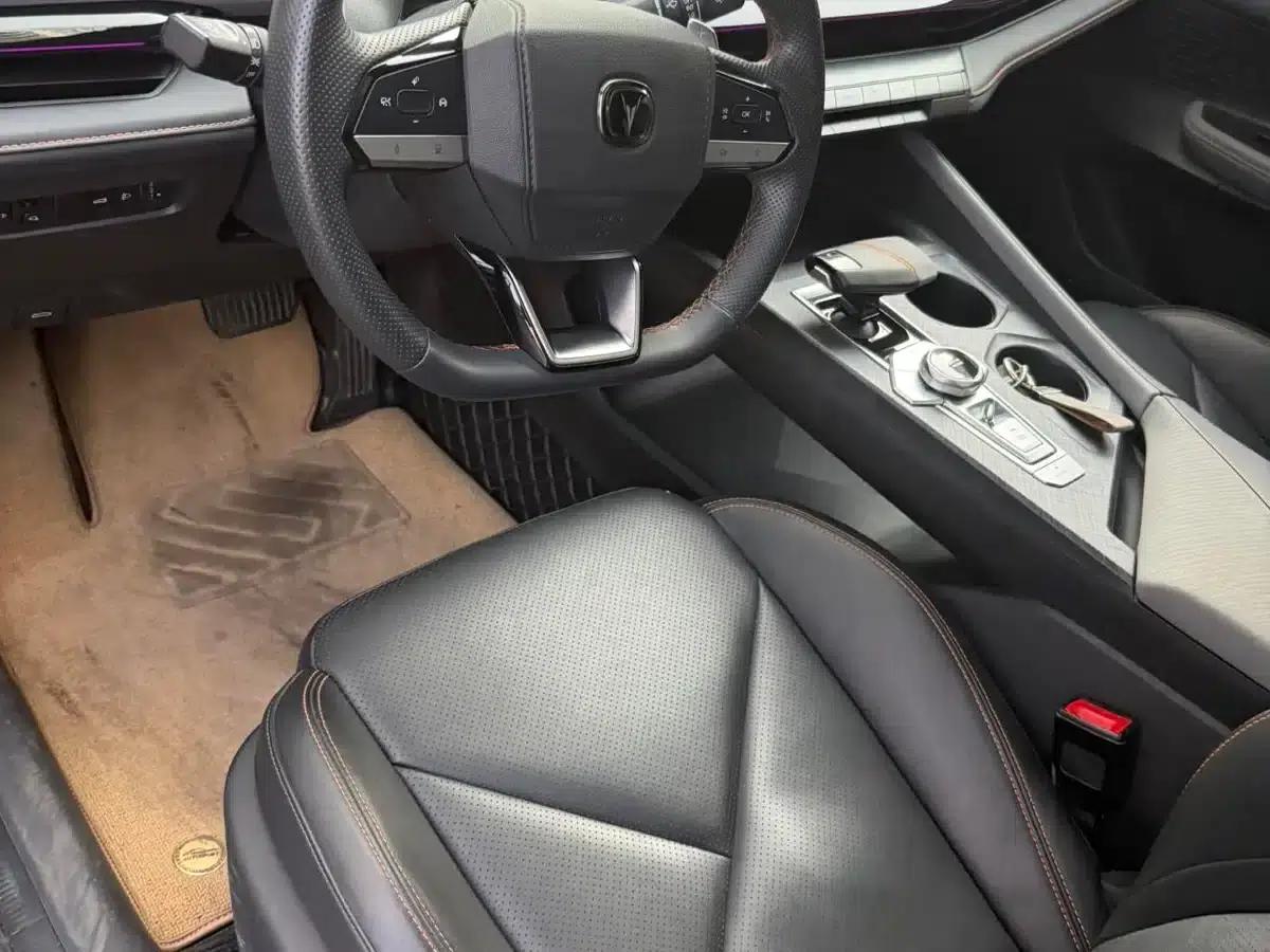 Changan UNI-V 2022 1.5T Premium Edition — миниатюра 10