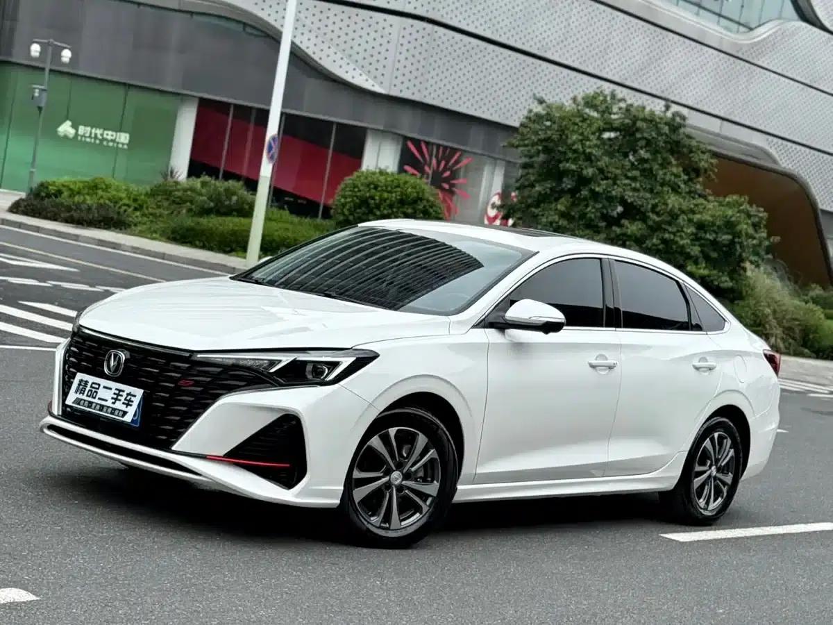 Changan Eado 2024 PLUS Blue Whale NE 1.4T GDI DCT High-Performance Edition — миниатюра 1