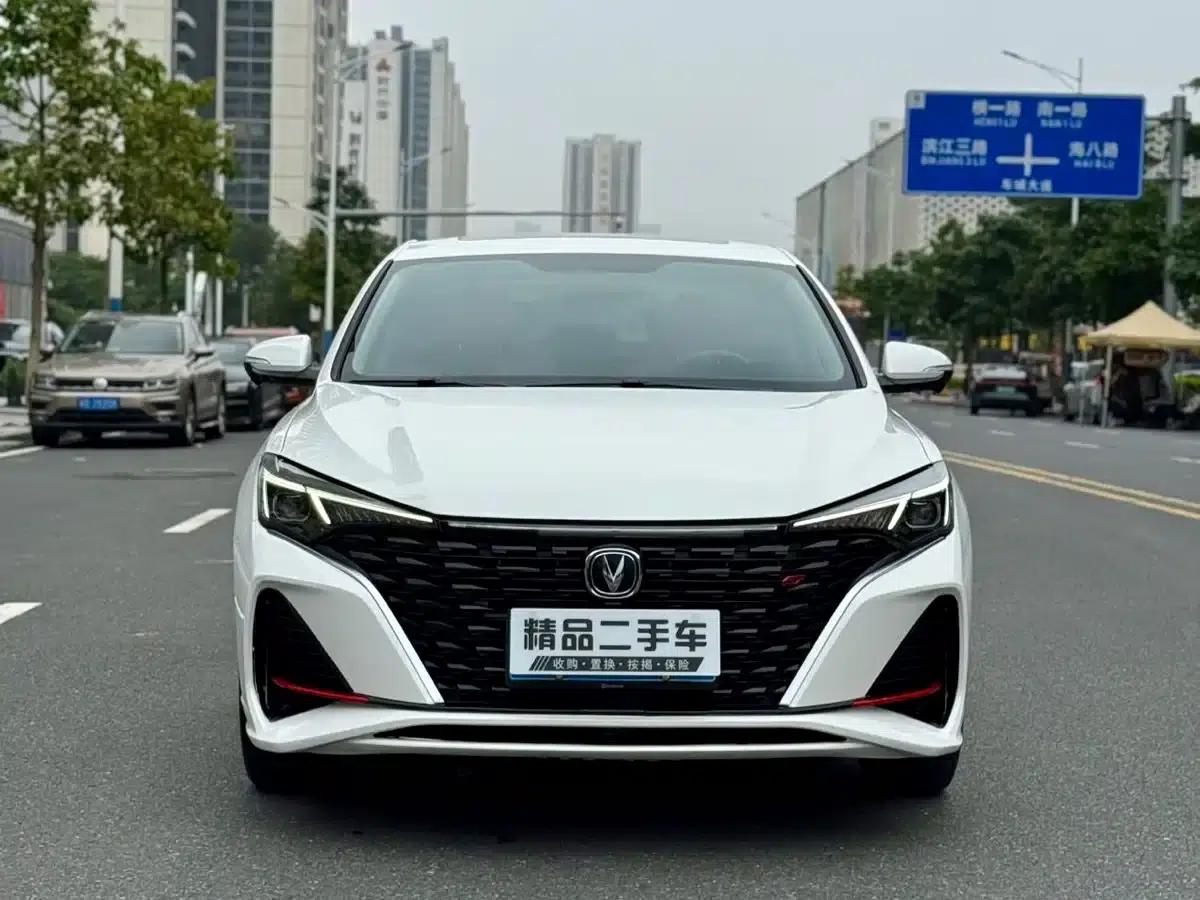 Changan Eado 2024 PLUS Blue Whale NE 1.4T GDI DCT High-Performance Edition — миниатюра 2