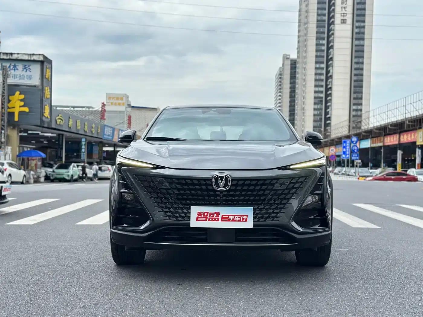 Changan UNI-T 2022 1.5T Premium Edition — миниатюра 1