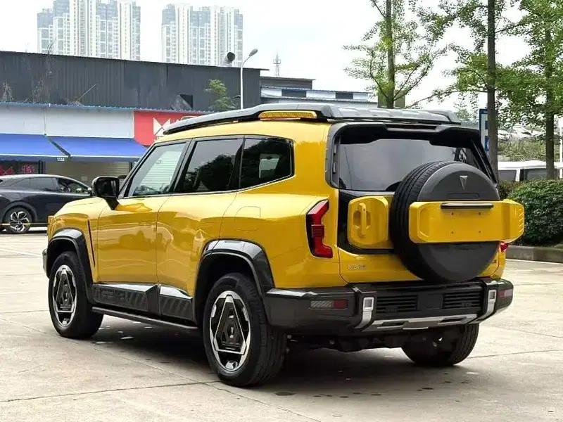 Deep Blue G318 2025 Worry-Free Crossing Edition 4WD Secret Realm Edition — миниатюра 4