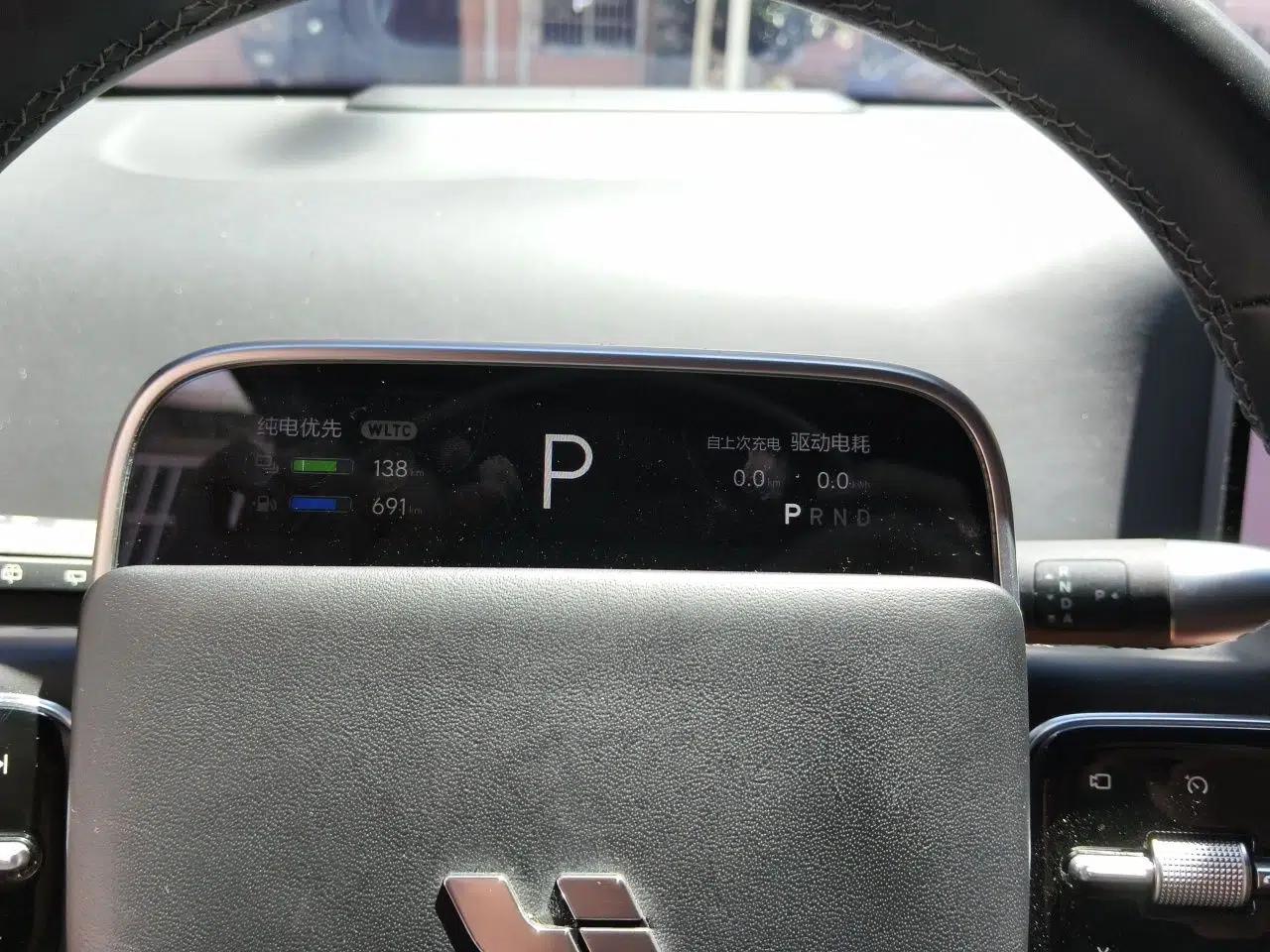 Li Auto L8 2023 Pro Model — миниатюра 11