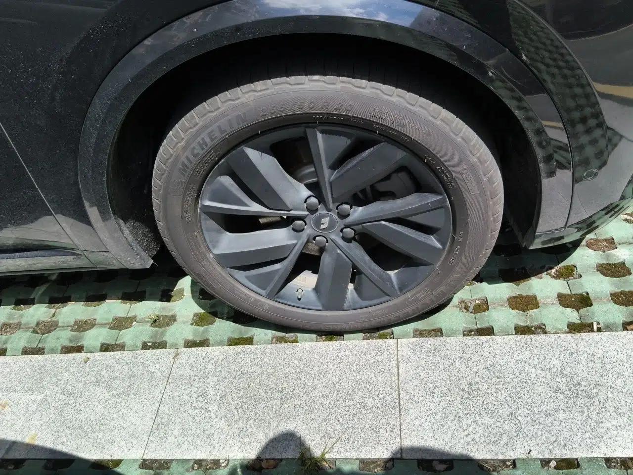 Li Auto L8 2023 Pro Model — миниатюра 8