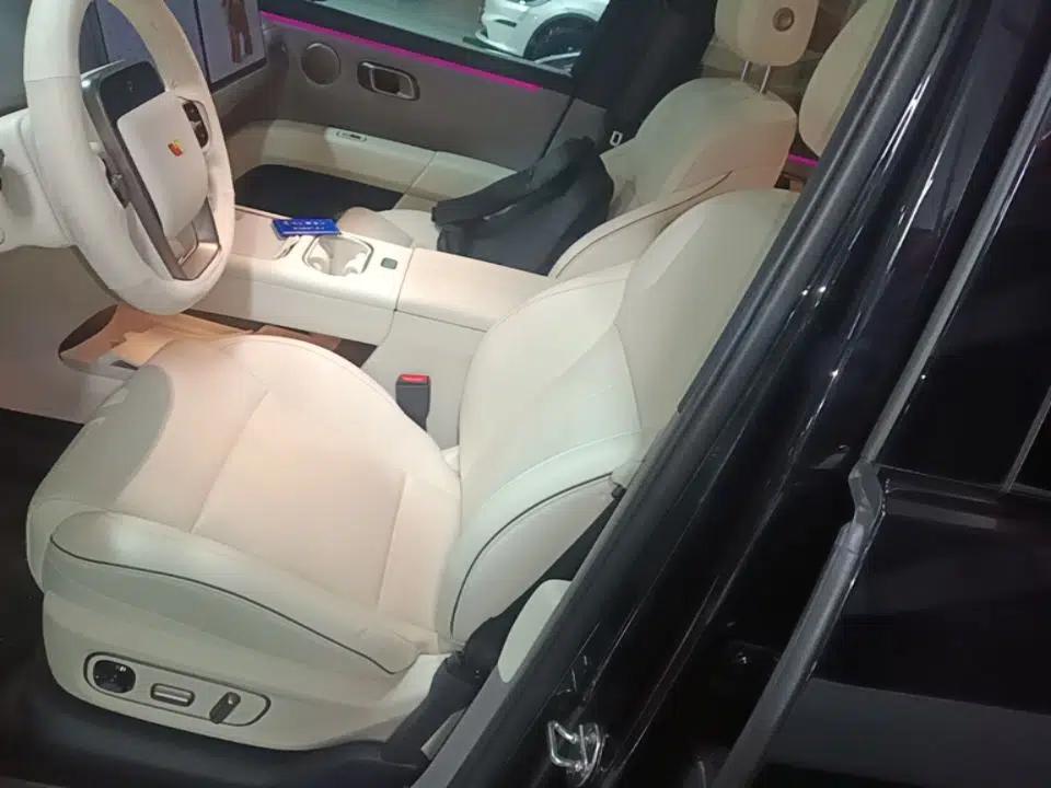 Li Auto i6 2025 Model Two-Wheel-Drive Standard Type — миниатюра 17
