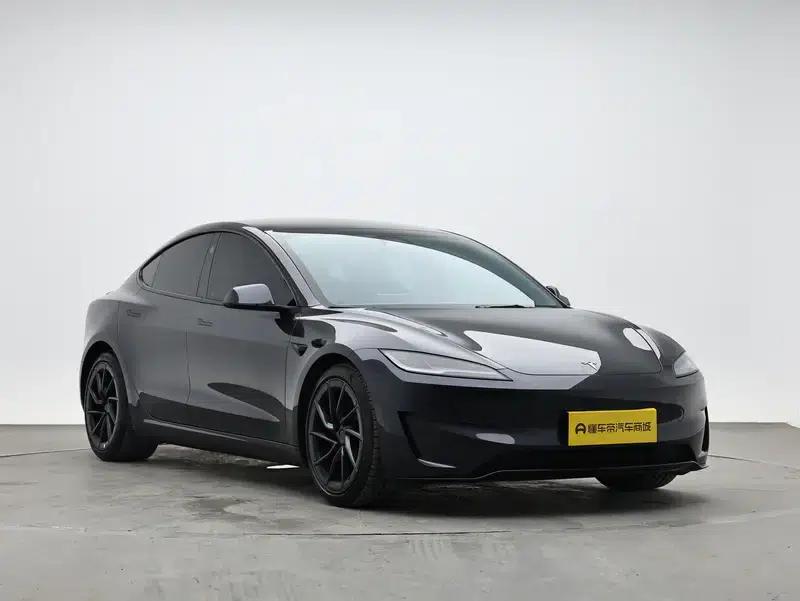 Model 3 2024 Performance All-Wheel Drive — миниатюра 3