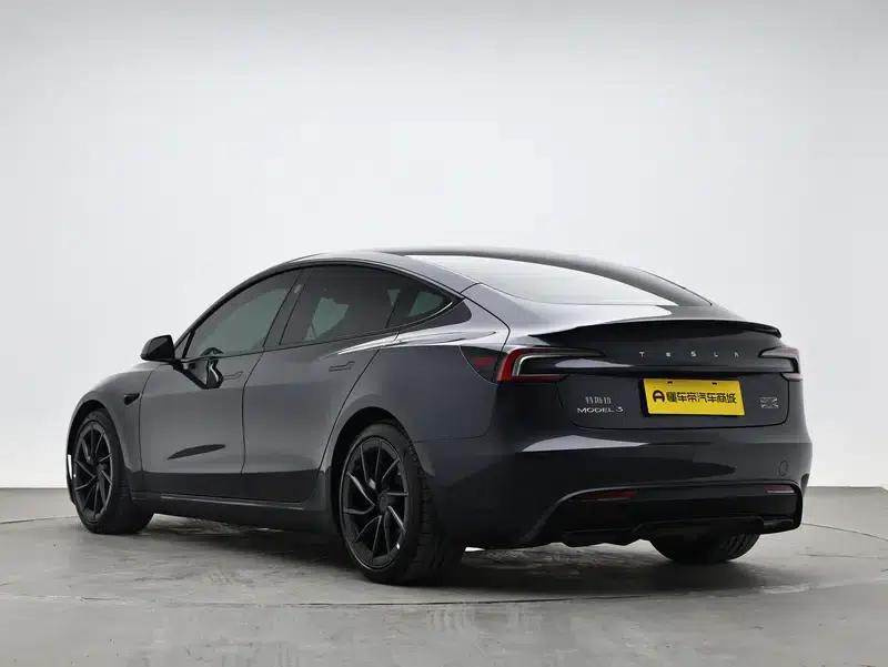 Model 3 2024 Performance All-Wheel Drive — миниатюра 5
