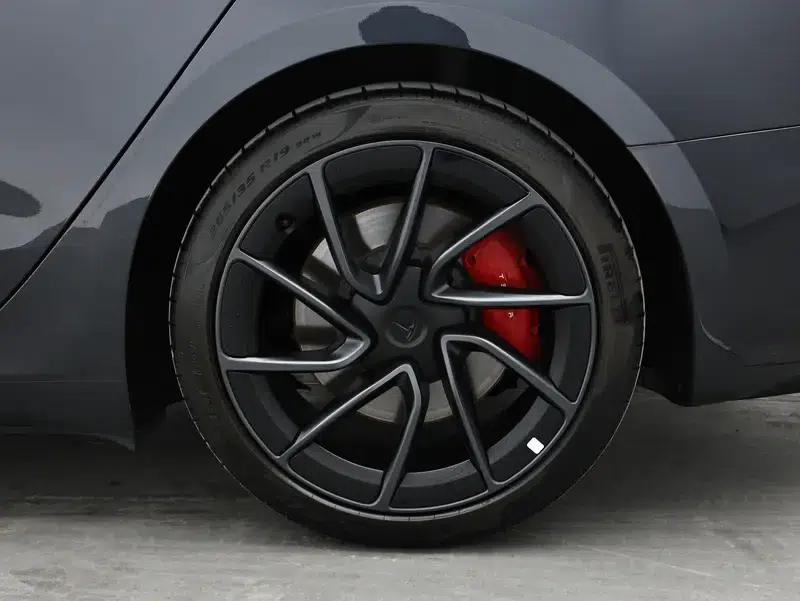 Model 3 2024 Performance All-Wheel Drive — миниатюра 9
