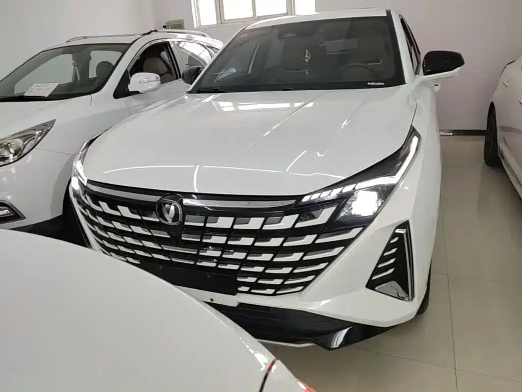 Changan UNI-Z 2025 1.5T Luxury Edition — миниатюра 3