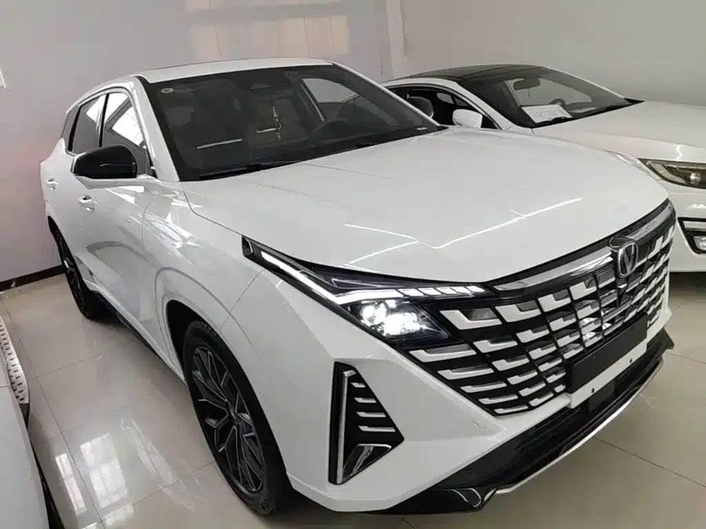 Changan UNI-Z 2025 1.5T Luxury Edition — миниатюра 4