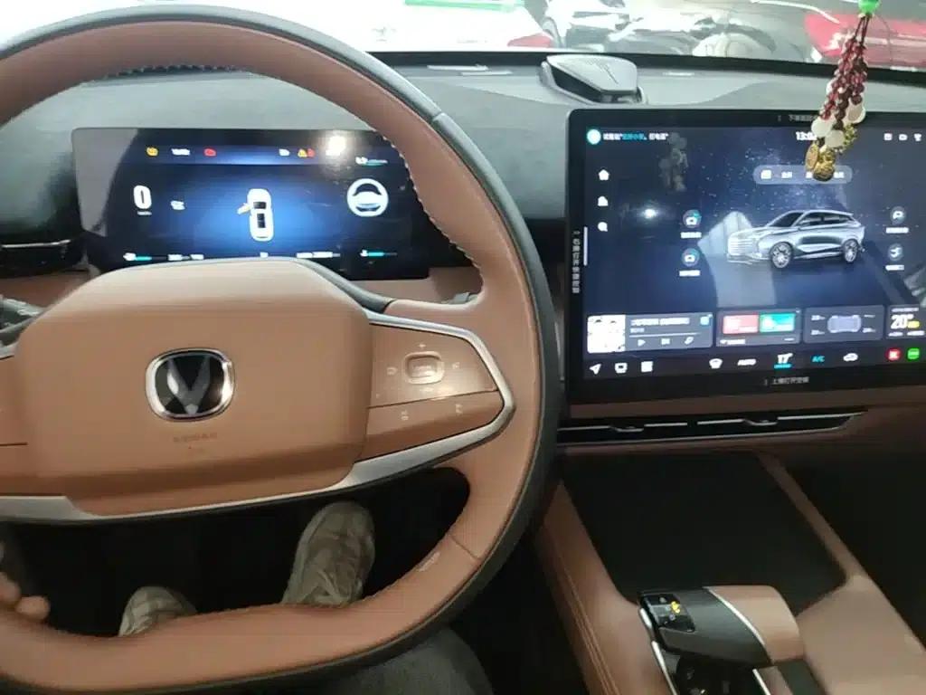 Changan UNI-Z 2025 1.5T Luxury Edition — миниатюра 10