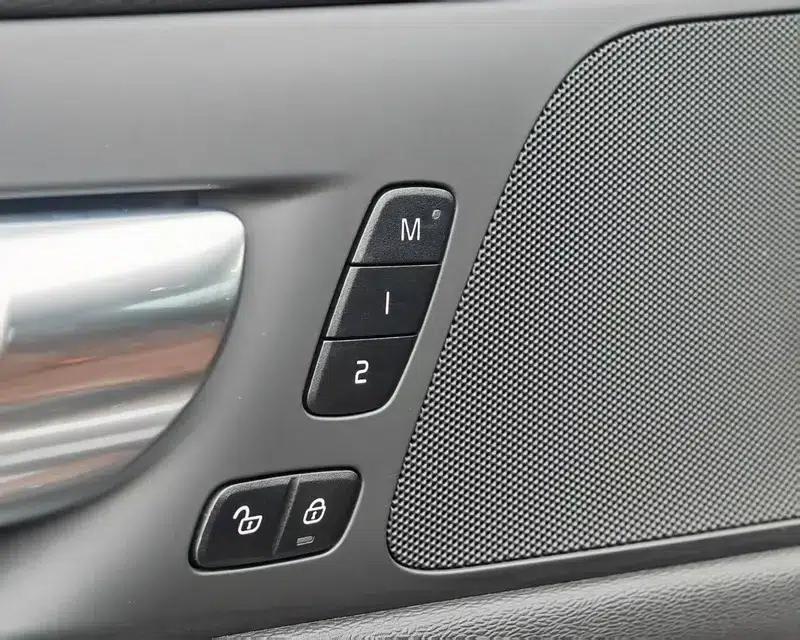 2022 Volvo S60 B4 Smart Luxury Edition — миниатюра 15